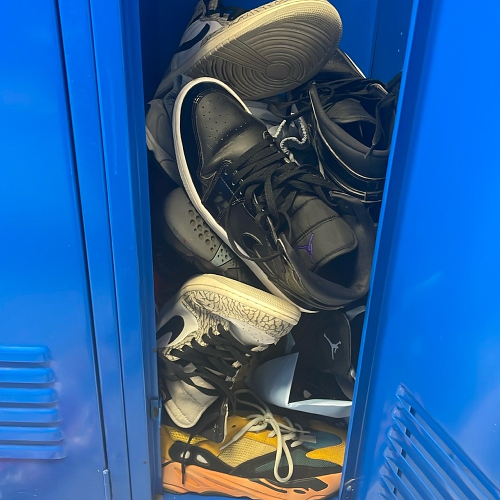 Selling a bunch of sneakers